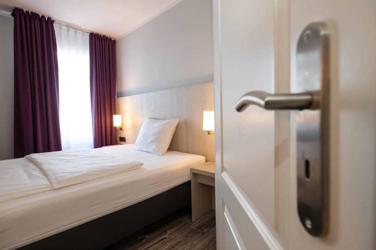 Nautic Hotel Bremerhaven Buitenkant foto