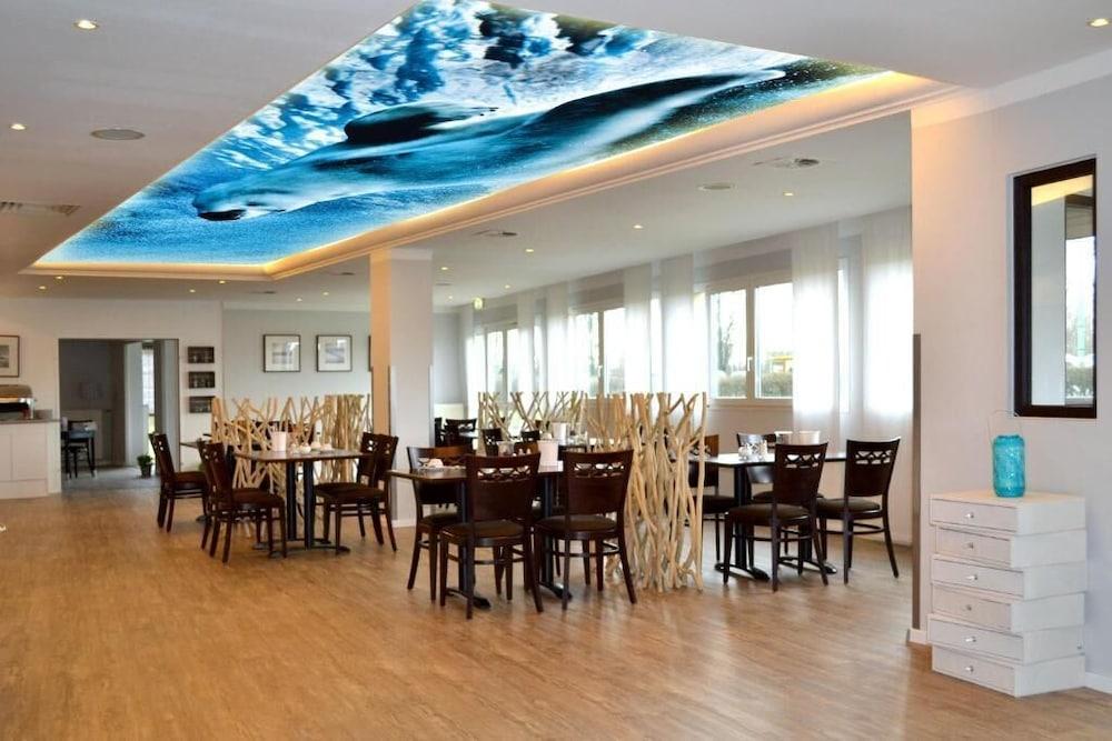 Nautic Hotel Bremerhaven Buitenkant foto